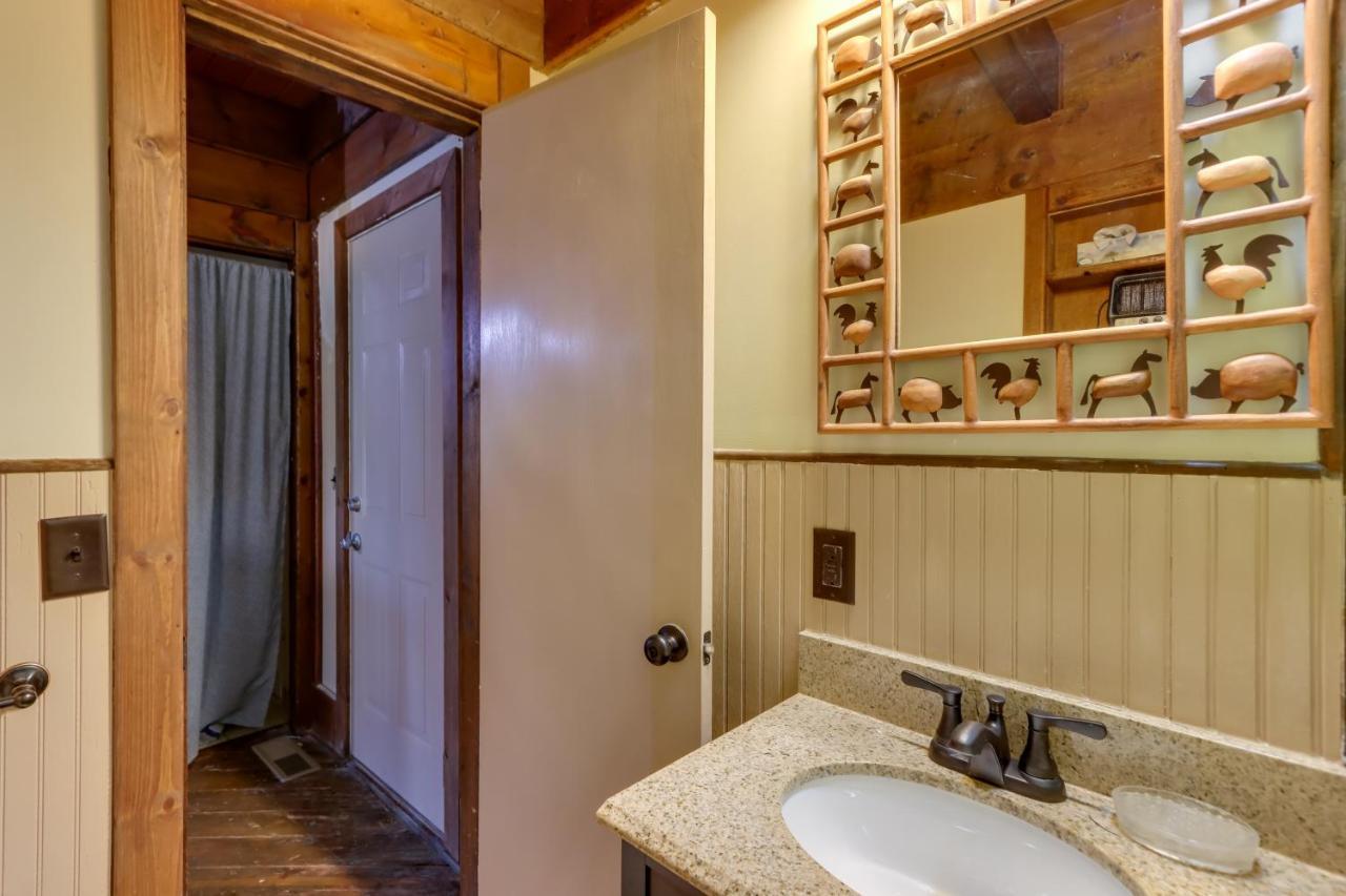 Mountaintop Ellijay Cabin With Private Hot Tub Zewnętrze zdjęcie